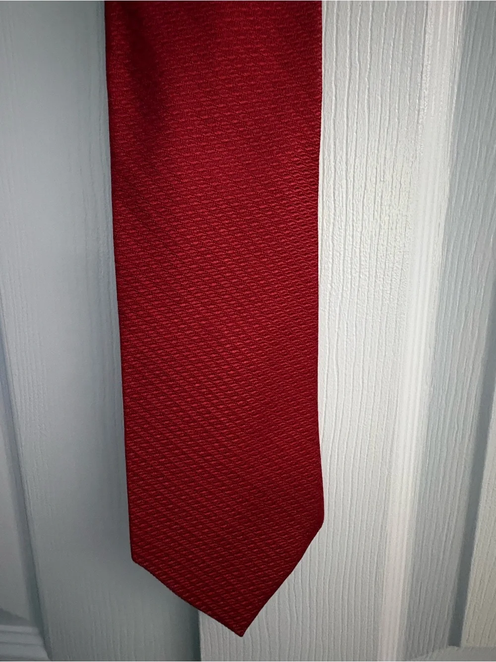 Tommy Hilfiger Solid Textured Red Mens Tie